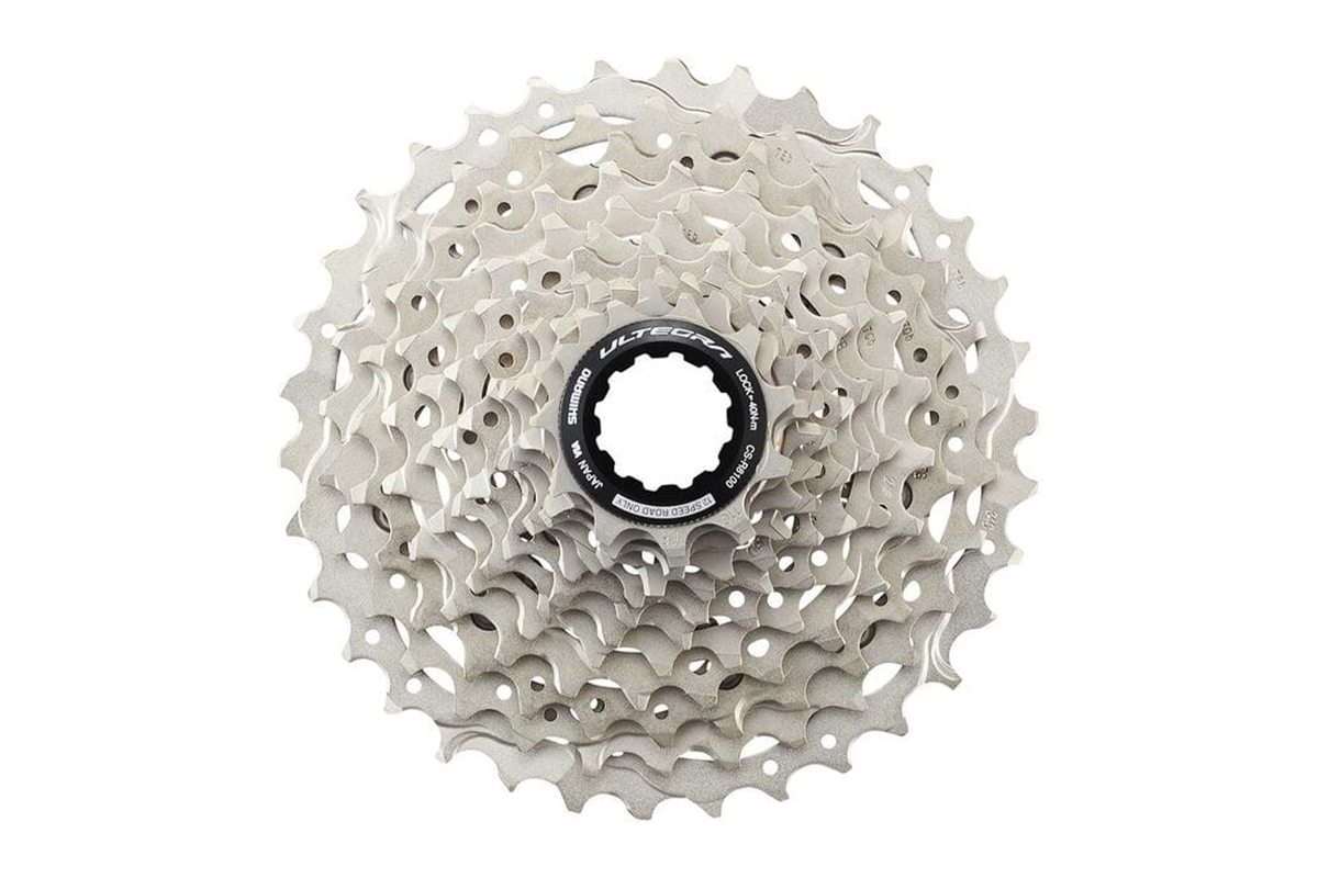 Cassette Shimano Ultegra CS-6700 10V argent Cassette Shimano Ultegra CS-6700 10V argent