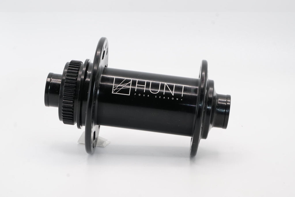 Front Hub | Engage CL 4 Season | Center-Lock | 24 Hole | Black