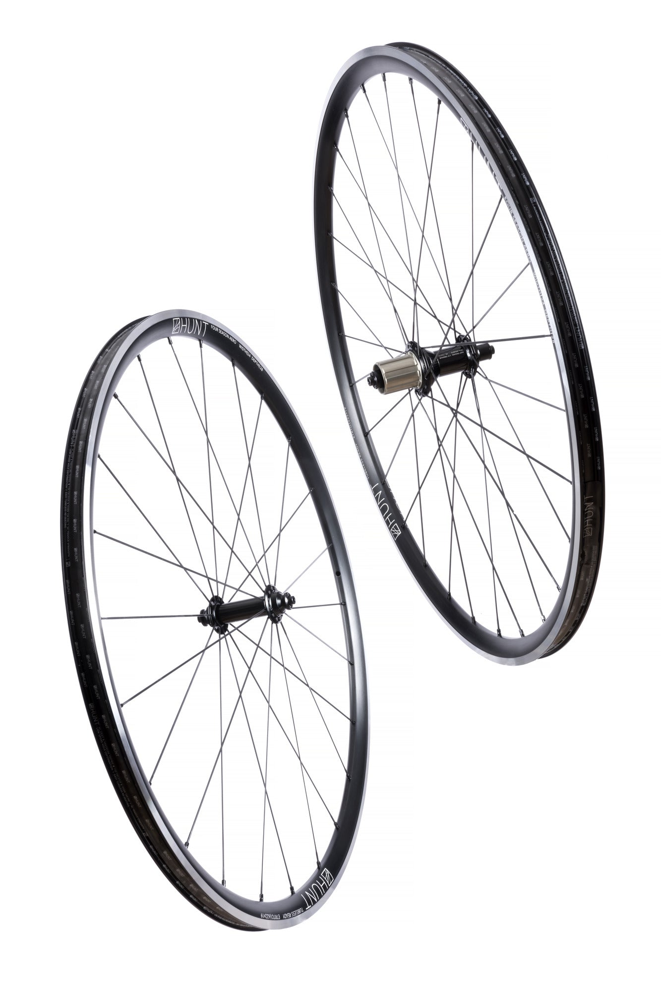 HUNT 4 Season Disc shallow aluminum wheelset.