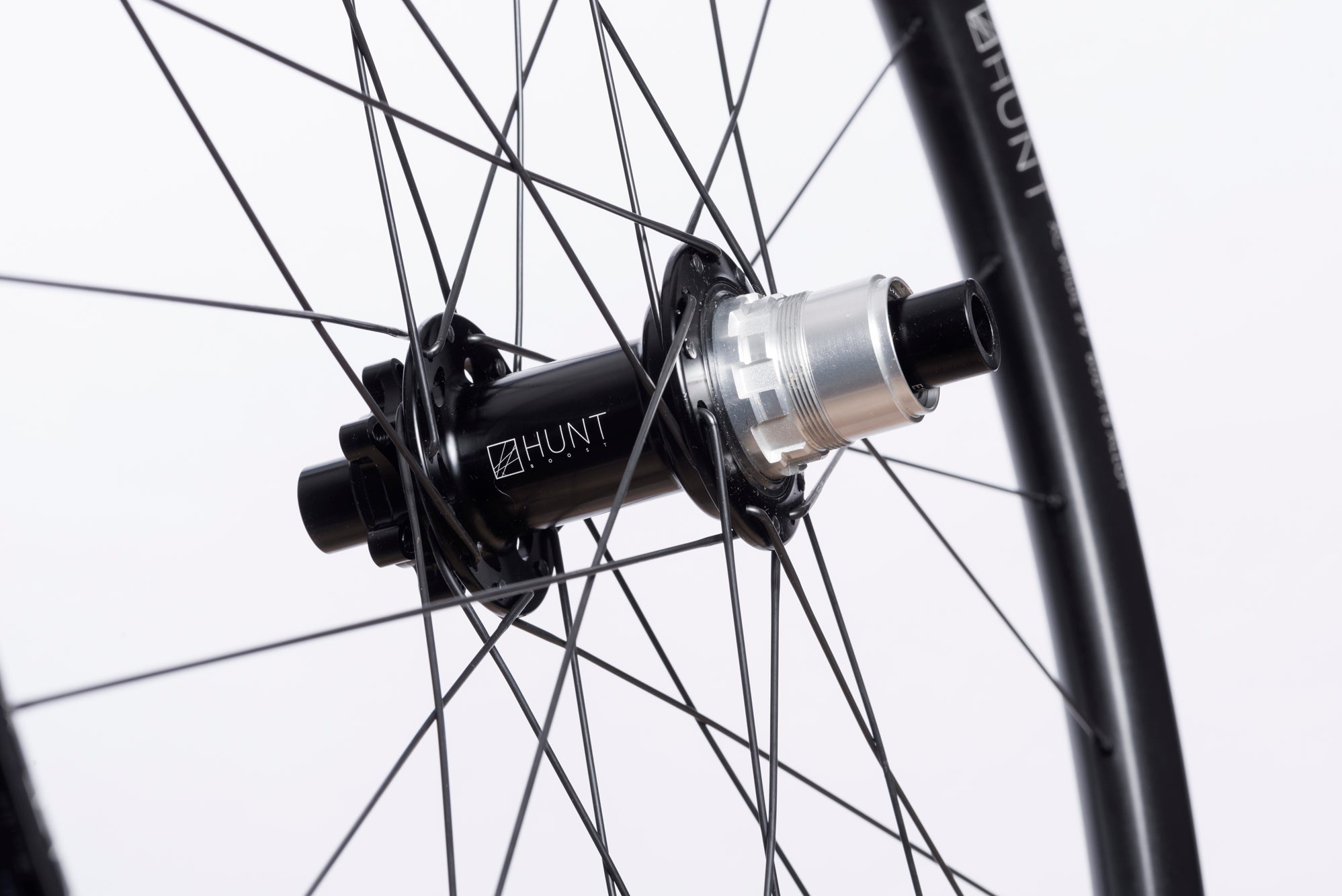 <h1>Freehub Body</h1><i>Durability is a theme for HUNT as time and money you spend fixing is time and money you cannot spend riding or upgrading your bikes. As a result, we've developed the <em>H_CERAMIK</em> coating to provide excellent durability and protect against cassette sprocket damage often seen on standard alloy freehub bodies.</i>