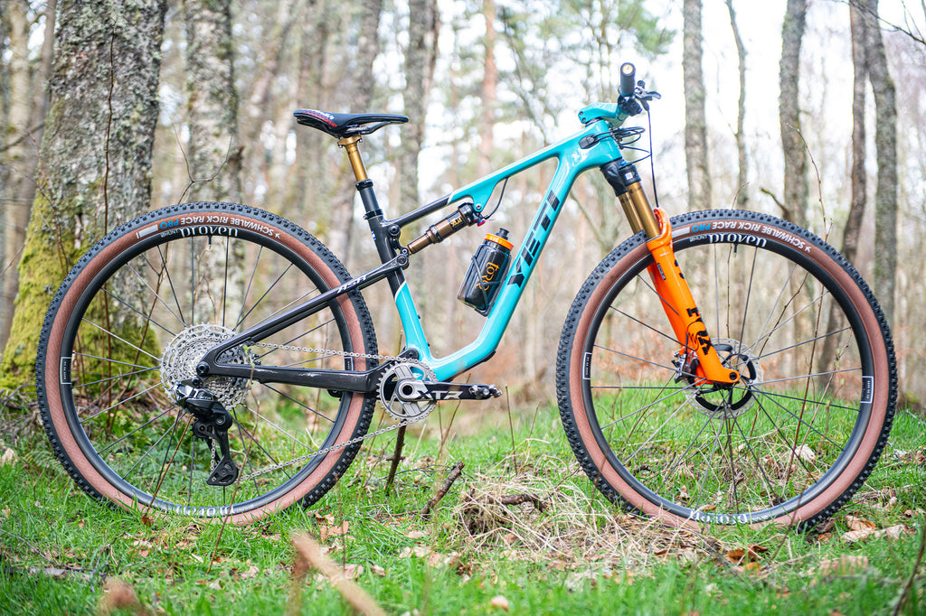 Isla Short's Yeti ASR Bike Check. – Hunt Bike Wheels US