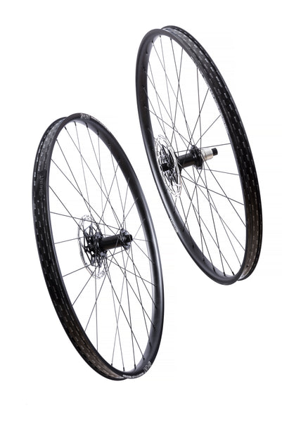 Race face 27.5 plus wheelset on sale