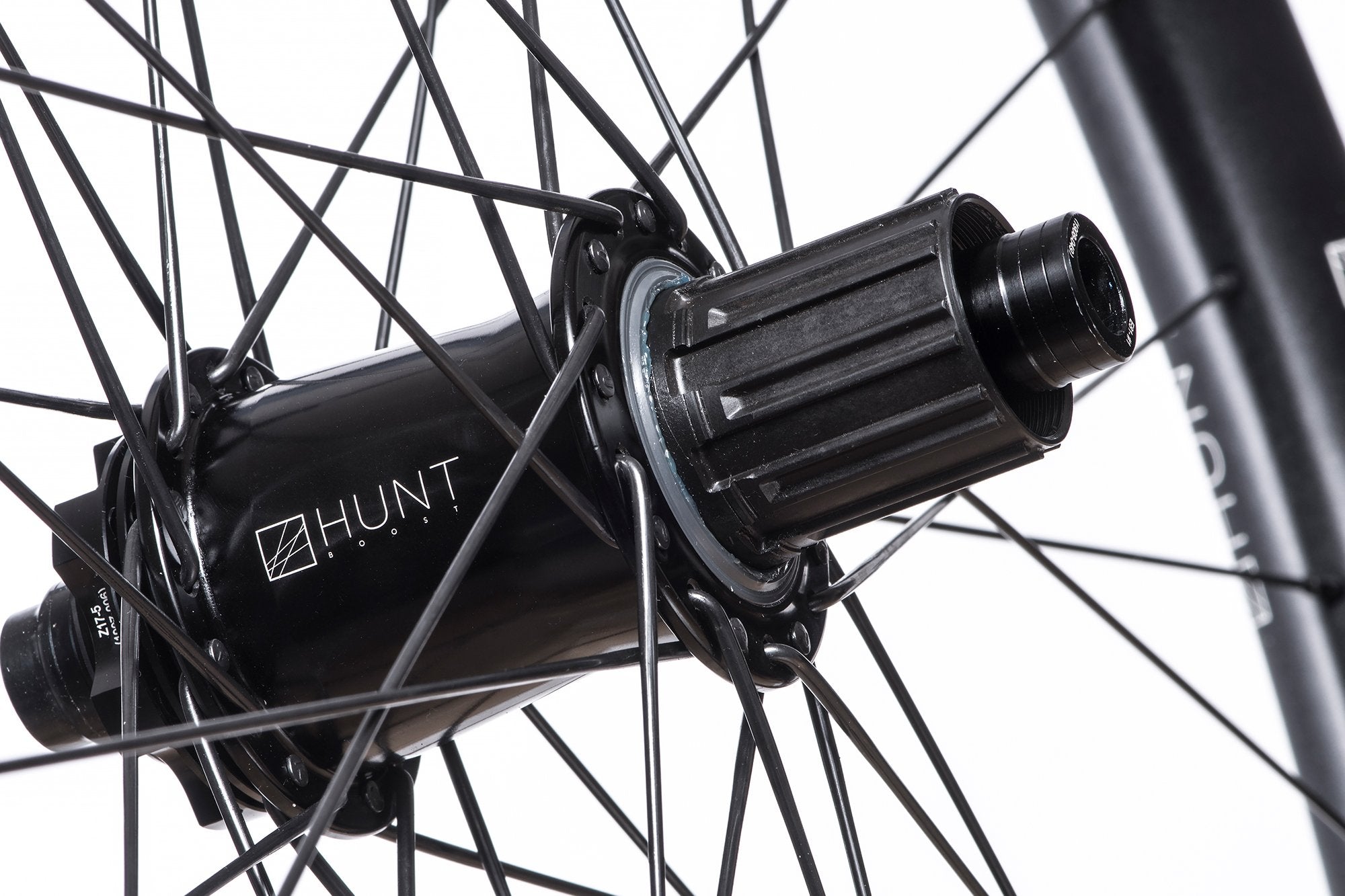 <h1>Freehub Body</h1><i>Choose between a SRAM/Shimano 8/9/10/11sp, Shimano Microspline or SRAM XD to be fitted to your E_Enduro Wide Wheels. Each freehub features a 6x1 pawl set up for increased resistance from the extra torque and engagement in the worst of conditions</i>