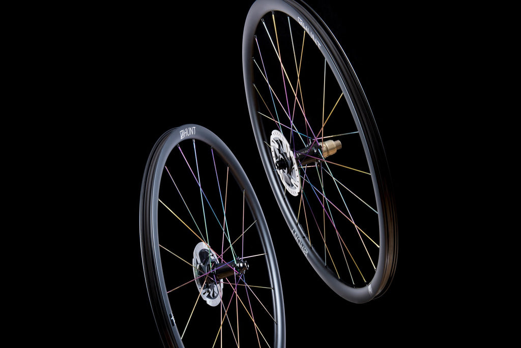 <h1>Ti-Nitride Oil-Slick Spokes</h1><i>*Oil-Slick spokes version comes with 35mm deep rims.</i>