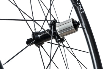<h1>Freehub Body</h1><i>Featuring a 3 multi-point pawls with 3 teeth each and a 48 tooth ratchet ring results in an impressively low 7.5 degree engagement angle and excellent resistance to wear under heavy loads. The Sprint freehub has strong individual pawl springs which engage quicker. There is also a Steel Spline Insert re-enforcement to provide excellent durability against cassette sprocket damage often seen on standard alloy freehub bodies.</i>