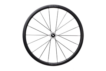 <h1>Rims</h1><i>Aerodynamicist disc-specific rim profiles, designed from the ground up by HUNT engineers. Toray T700/T800 carbon fiber with a stronger ratio of T800 (T40) fibers to achieve a greater strength-to-weight ratio. Unidirectional sidewalls with 3K weave bed and spoke areas. Tubeless-ready for lower weight, rolling resistance, and better puncture protection.</i>
