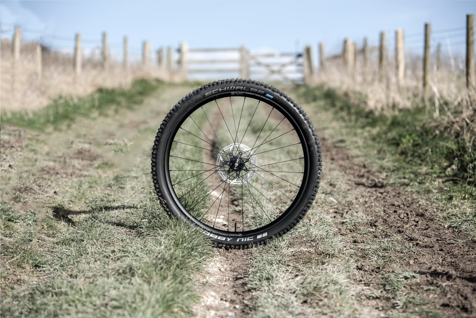 <h1>Tubeless Tires Fitted</h1><i>Gain the most out of your riding with a set of tubeless Maxxis or Schwalbe Tires fitted and set up tubeless with sealant ready to roll straight out of the box.</i>