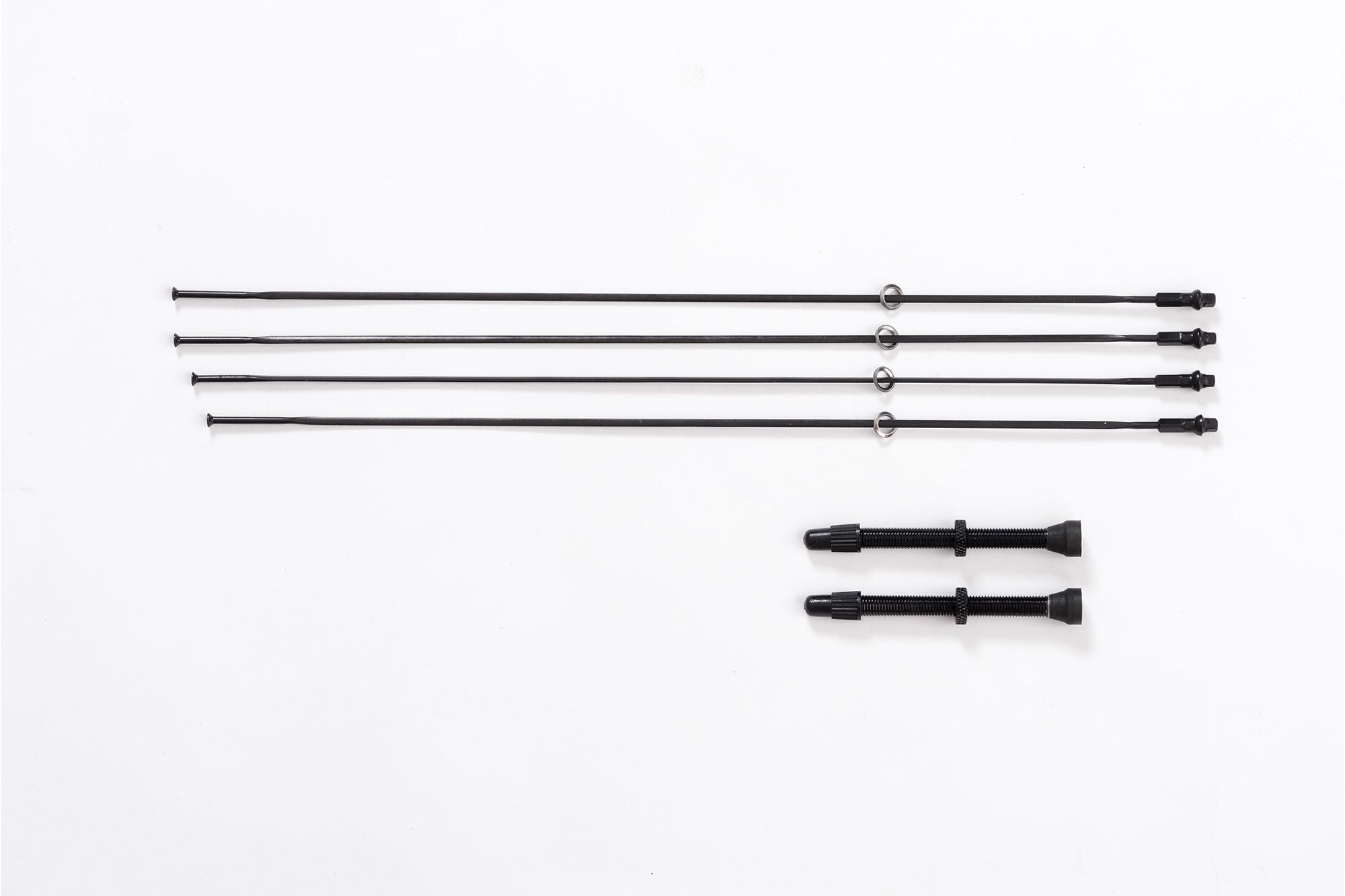 <h1>In the Box</h1><ul><li>HUNT Black Shield tubeless tape fitted to wheels.</li><li>The axle adapters needed for your bike, just fill in the simple form shown after order completion, the form is also included in your order confirmation page.</li><li>Cassette spacer for 8/9/10 speed</li><li>Tubeless Valves</li><li>Spare of each spoke plus nipples</li><li>Quality control card signed by your wheel builder</li></ul>